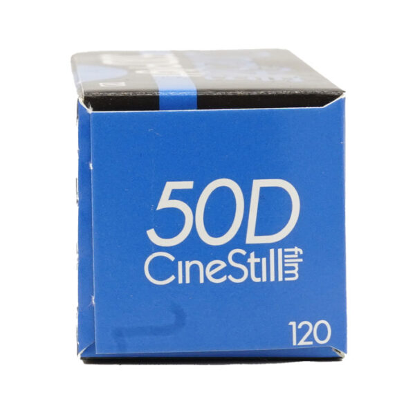 Cinestill Xpro 50 Daylight C-41 120 - Afbeelding 5