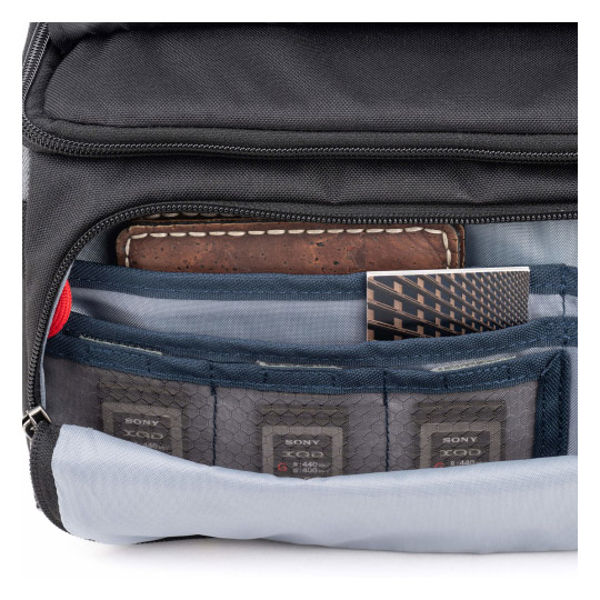 Think Tank Mirrorless Mover 25 - Marine Blue