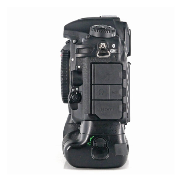 Nikon D500 Body incl. MB-D17 grip - Afbeelding 3