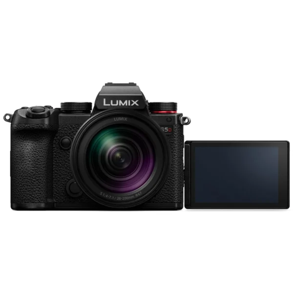Panasonic LUMIX S5D Black + S 28-200mm f/4-7.1