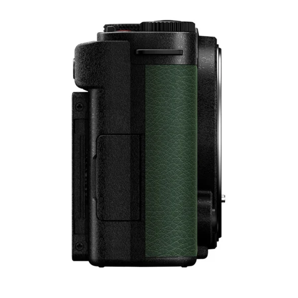 Panasonic LUMIX S9 Dark Olive + S 18-40mm f/4.5-6.3