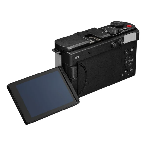 Panasonic LUMIX S9 Smokey White + S 18-40mm f/4.5-6.3