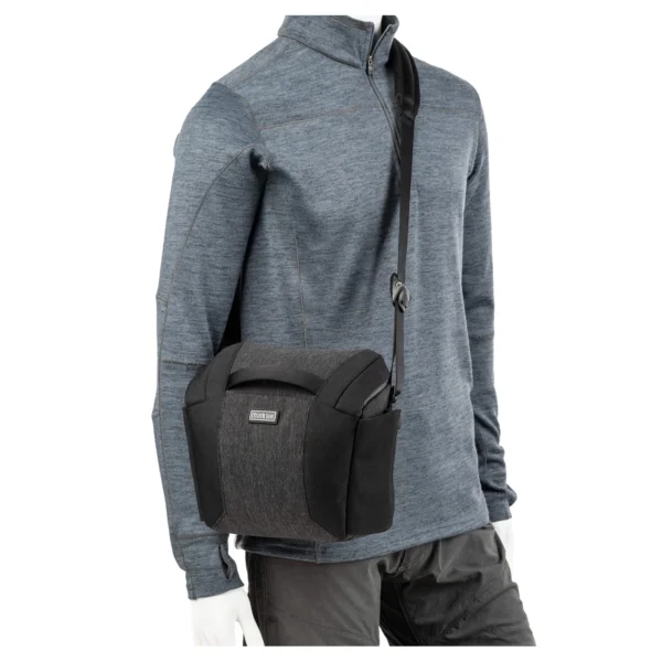 ThinkTank SpeedTop Crossbody 10 Graphite 12