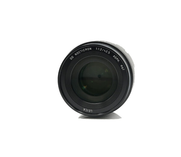 Panasonic 42.5mm f1.2 Leica DG Nocticron Asph Power OIS Zwar - Afbeelding 3