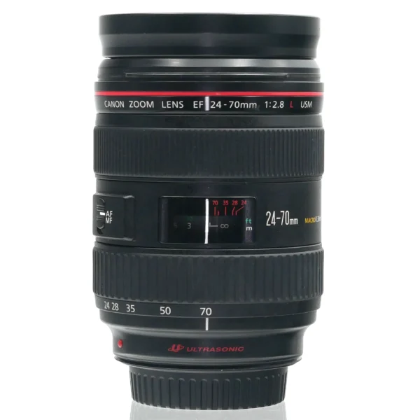 Canon EF 24-70mm f/2.8L USM