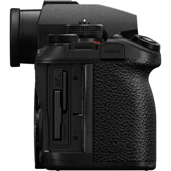 Panasonic LUMIX DC-S1M2E + S 24-105mm f/4.0