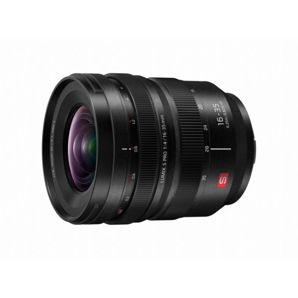 Panasonic Lumix S Pro 16-35mm f/4.0