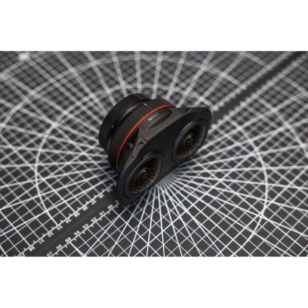 Canon RF 5.2mm f/2.8 L Dual Fisheye