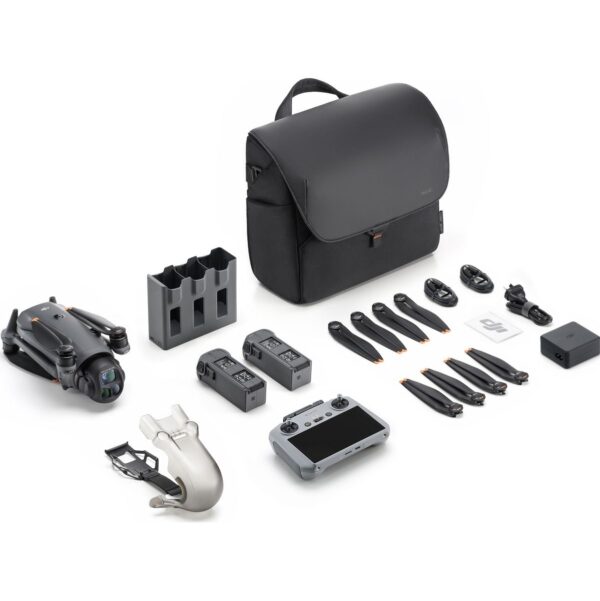 DJI Mavic 4 Pro Fly More Combo - Including DJI RC331 Smar...