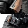 SmallRig 5224 L-Shaped Mount Plate w/ Wooden Handle For F...