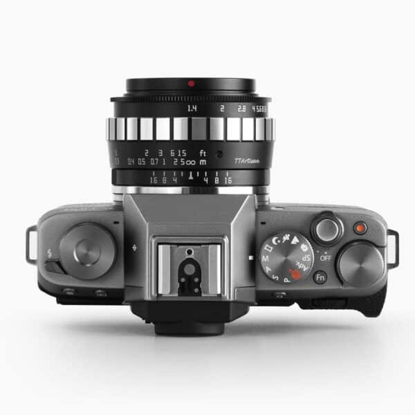 TTArtisan 23mm f/1.4 Fujifilm X-Mount | APS-C Black/Silver