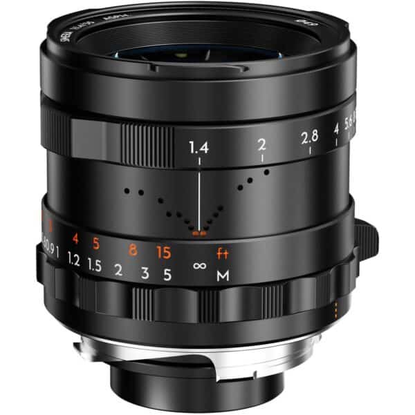 Thypoch 35mm f/1.4 FullFrame For Fujifilm X-Mount Black