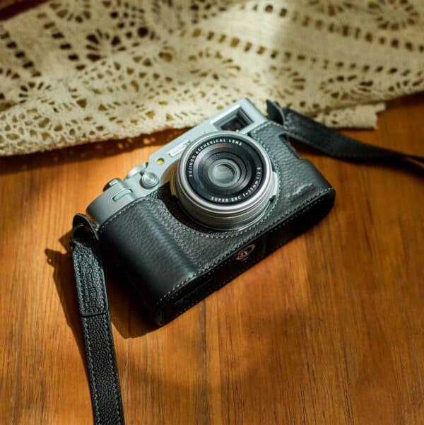 SmallRig 5622 Camera Leather Case Kit For Fujifilm X100VI...