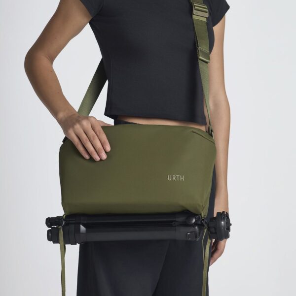 Urth Dolomite Camera Sling 8l (Green)