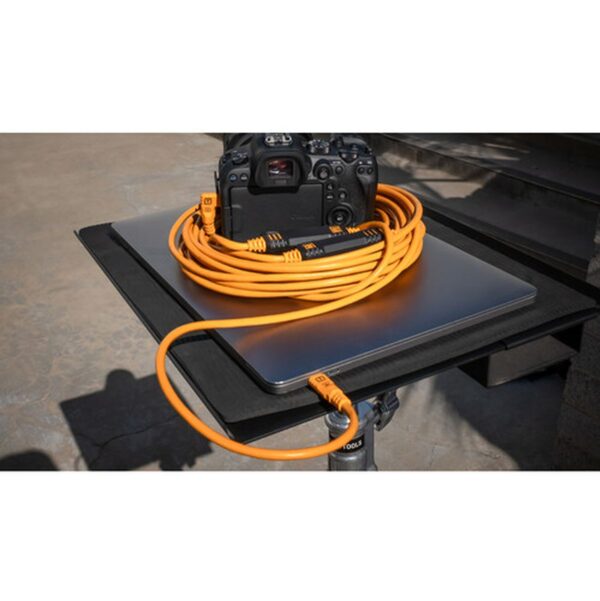 TetherTools TetherPro USB-C To USB-C (9.4m) Straight To Right Angle