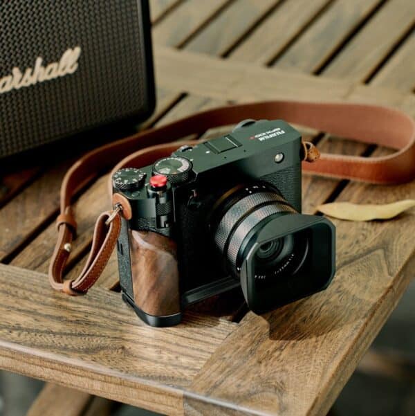 SmallRig 5266 L-Shape Mount Plate w/ Wooden Handle For Fu...