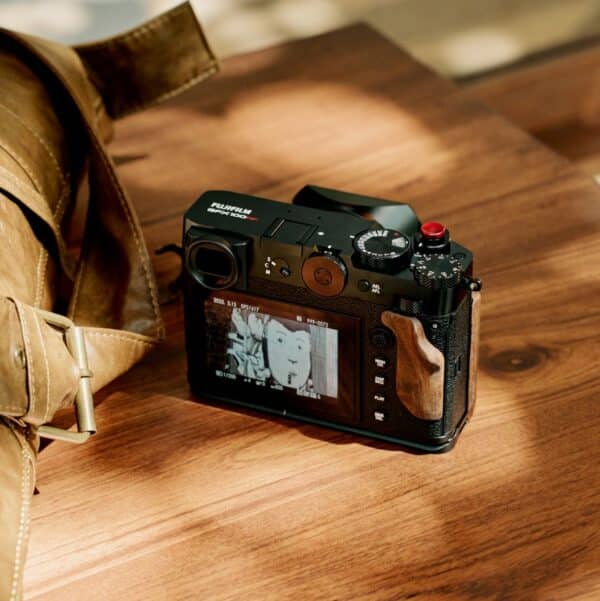 SmallRig 5266 L-Shape Mount Plate w/ Wooden Handle For Fu...