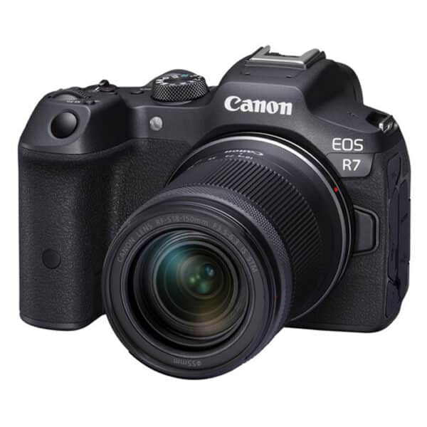 Canon EOS R7 + RF-S 18-150mm