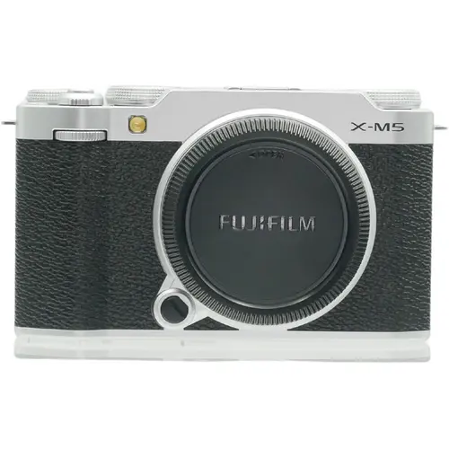 Fujifilm X-M5 Zilver + XC 13-33mm Zwart