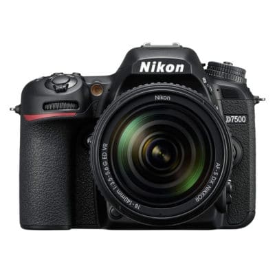 Nikon D7500 + AF-S DX NIKKOR 18-140 VR
