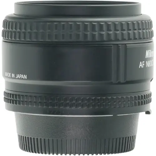 Nikon 24mm f/2.8 D