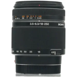 Sony 18-250mm f3.5-6.3 DT