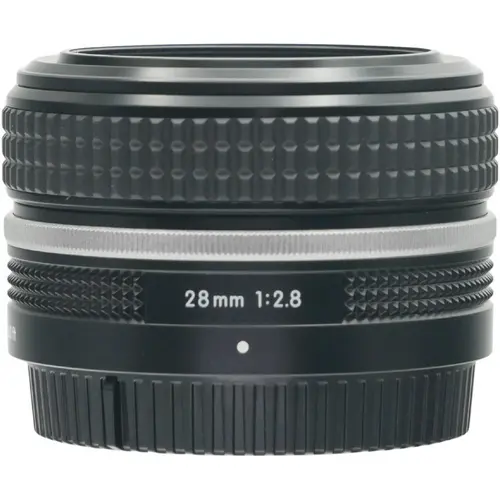 Nikon Z 28mm f/2.8 SE