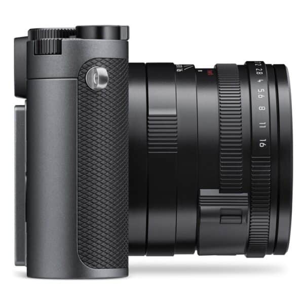 Leica Q3  metal gray paint finish