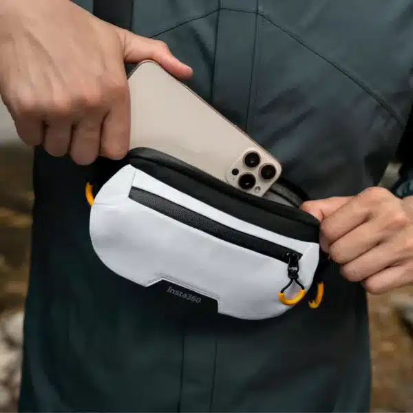 Insta360 Everyday Crossbody Bag (Peak White)