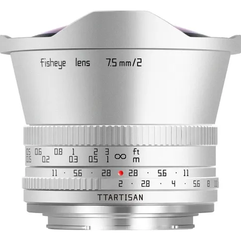 TTArtisan 7.5mm f/2.0