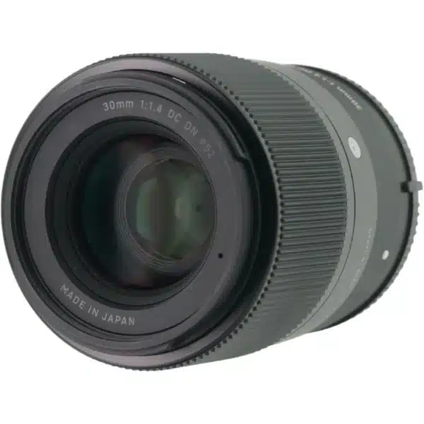 Sigma 30mm f/1.4 DC DN (C) Sony E-mount