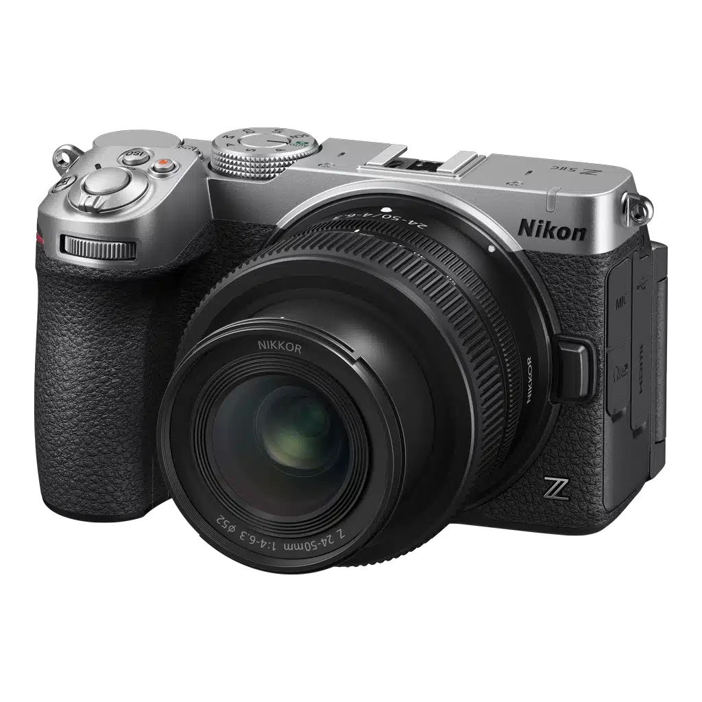 Nikon Z5IIC + 24-50mm f/4-6.3 Zilver